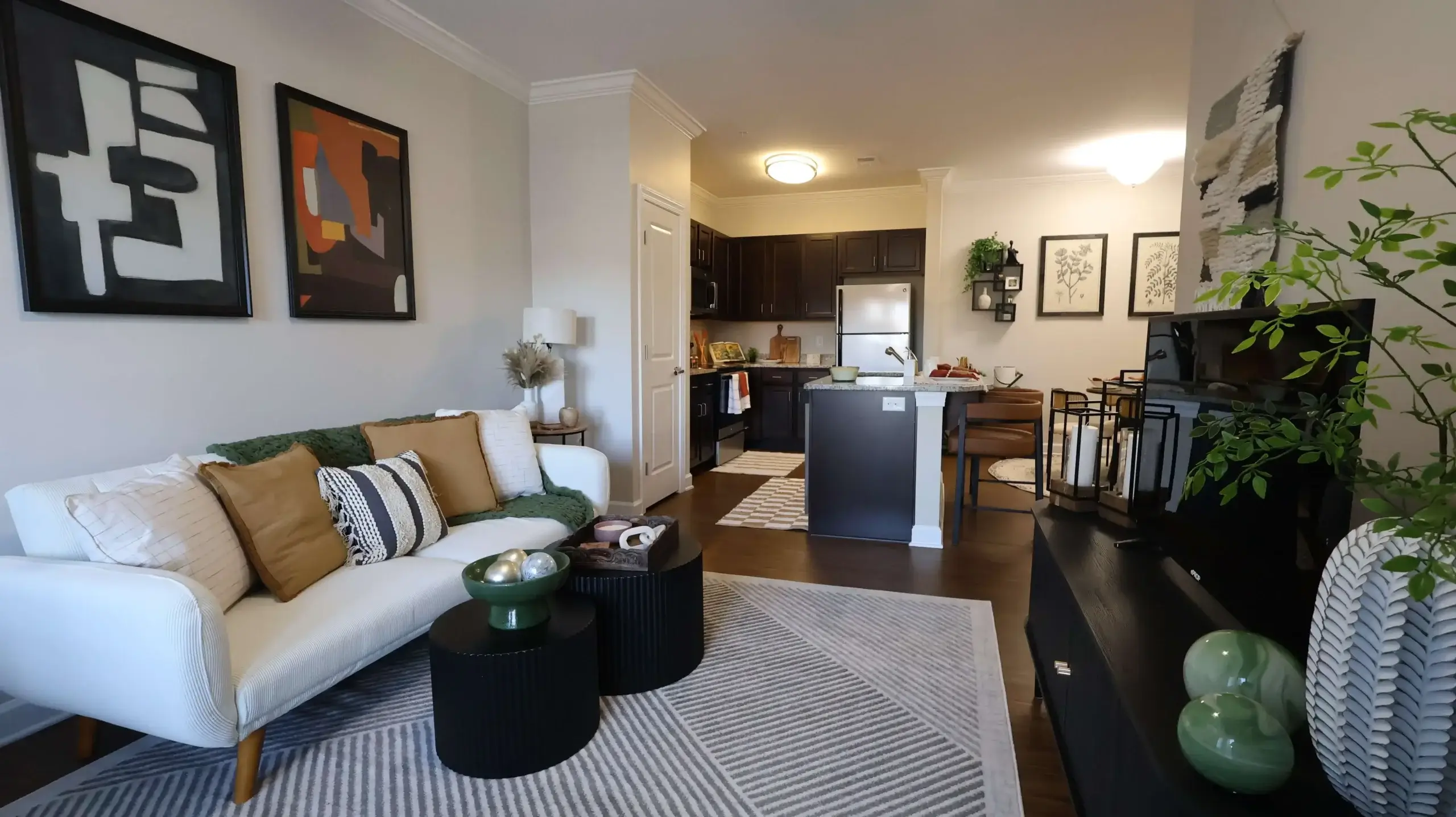 Fairway Village - Sitting Area 1