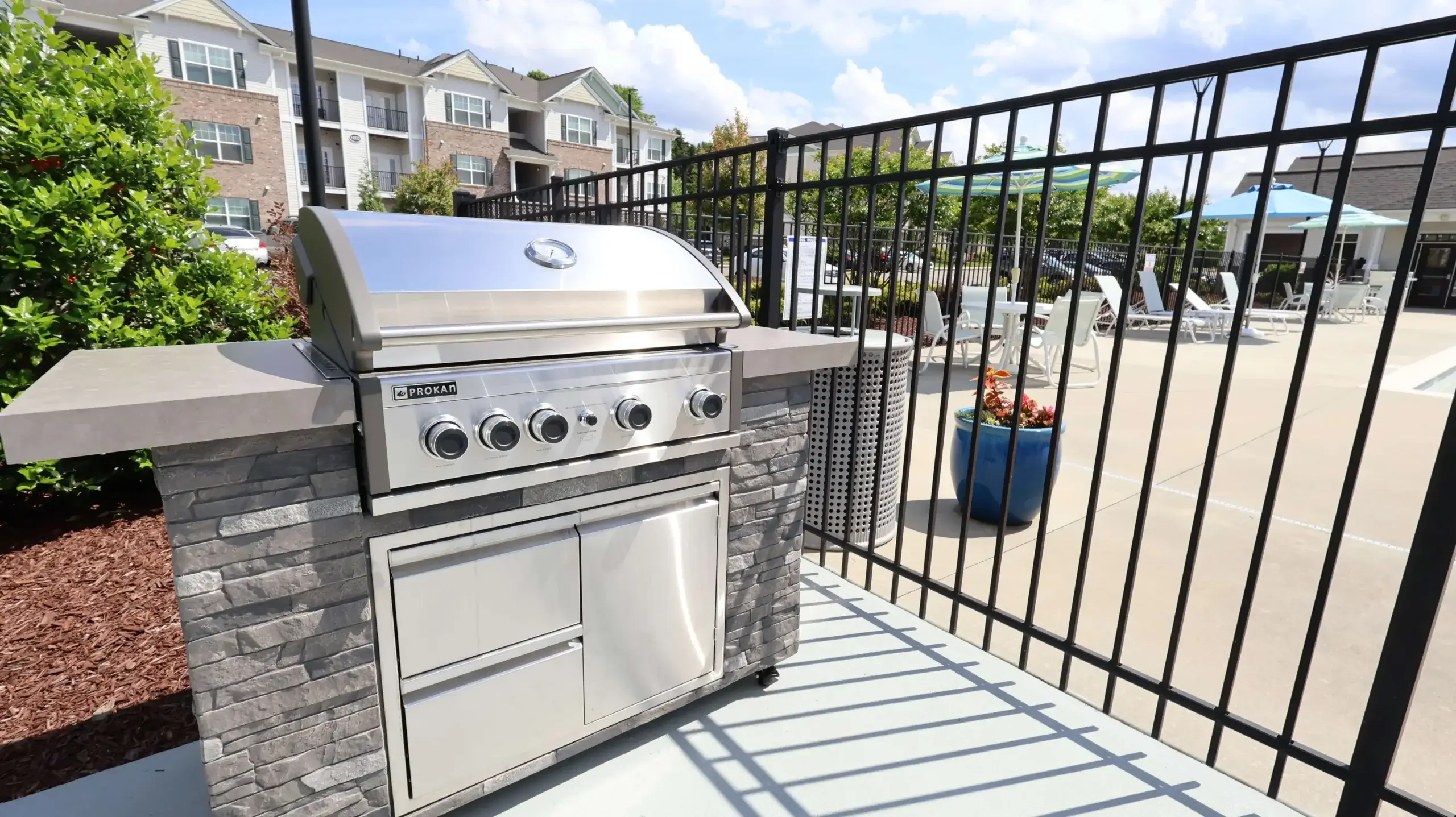 Fairway Village - Out Door BBQ Area